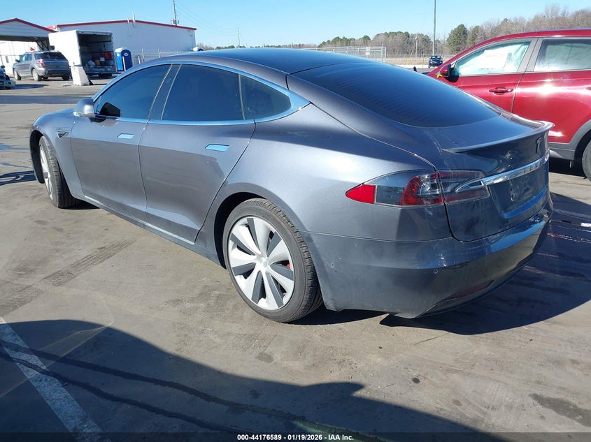 Vin: 5yjsa1e44mf427888, lot: 44672548, tesla model s performance dual motor all-wheel drive 20213