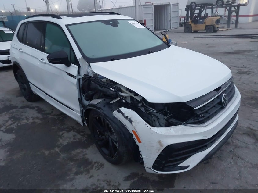 2024 VOLKSWAGEN TIGUAN 2.0T SE R-LINE BLACK