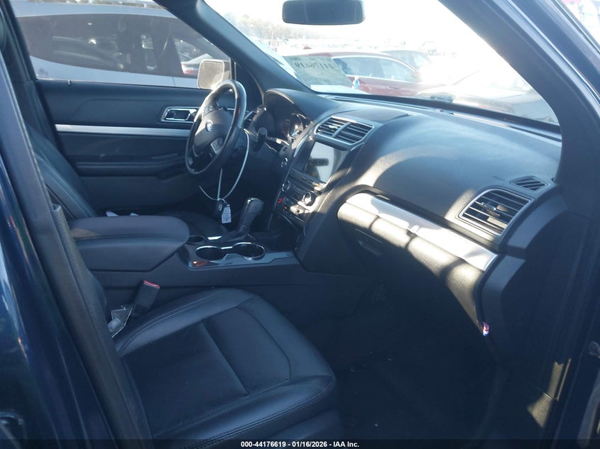 2017 Ford Explorer Xlt