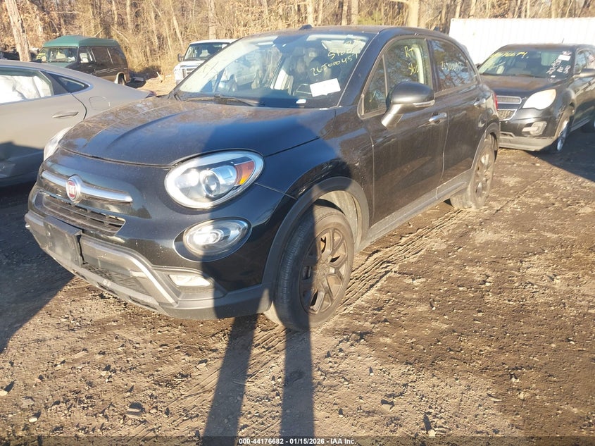 Vin: zfbcfyct7gp342730, lot: 44672641, fiat 500x trekking 20162