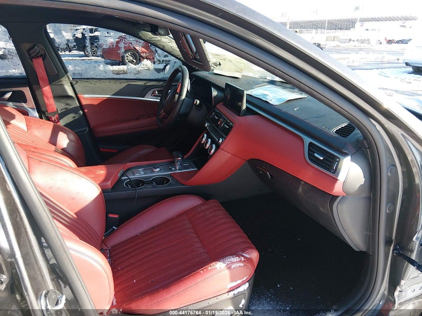 2023 Genesis G70 2.0T Awd