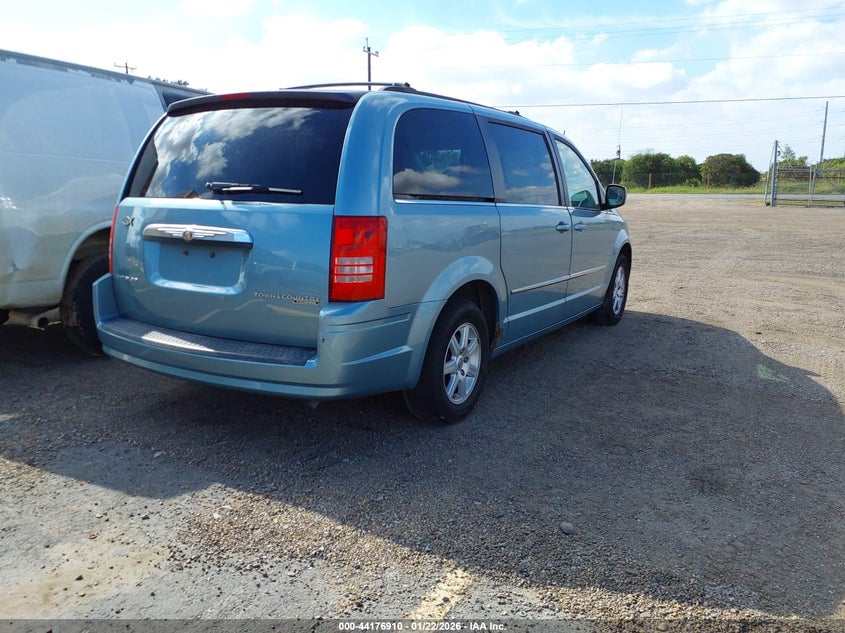 Vin: 2a4rr5d12ar324002, lot: 44672901, chrysler town & country touring 20104