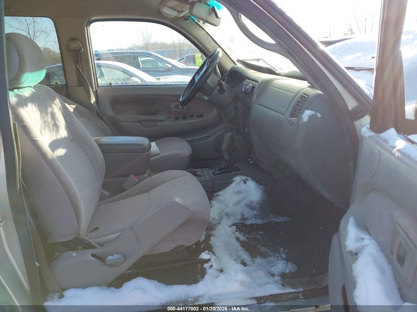 2001 Toyota Tacoma Base V6