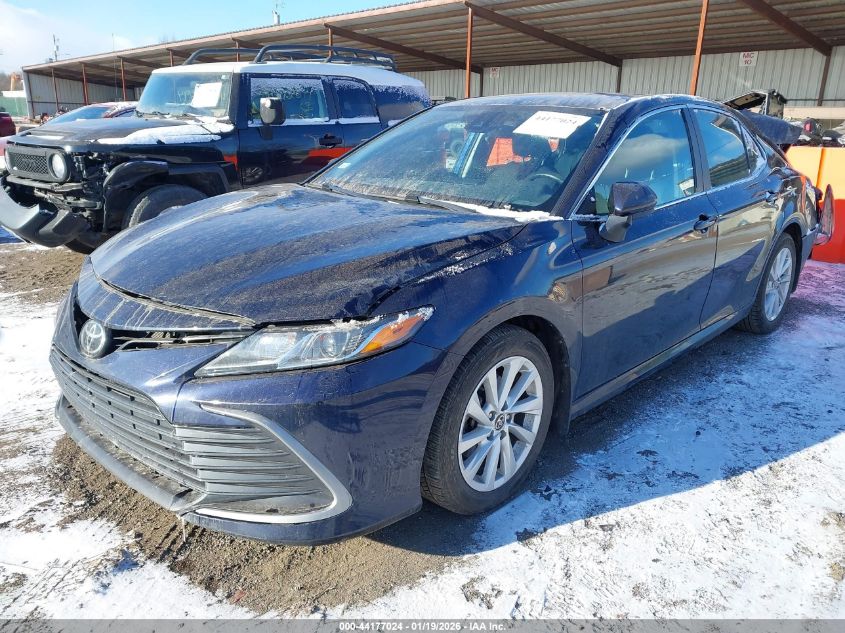 2021 Toyota Camry Le