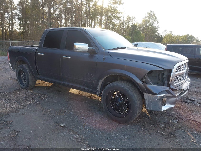 2017 Ram 1500 Laramie 4X2 5'7 Box