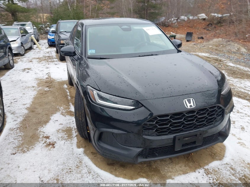 3CZRZ2H36TM702147 HONDA HR-V Photo 1