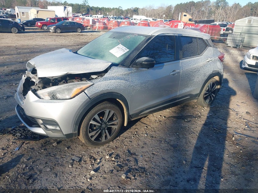 2019 Nissan Kicks Sr