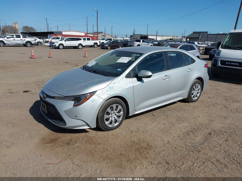 VIN 5YFEPMAE5NP305932 2022 TOYOTA COROLLA LE
