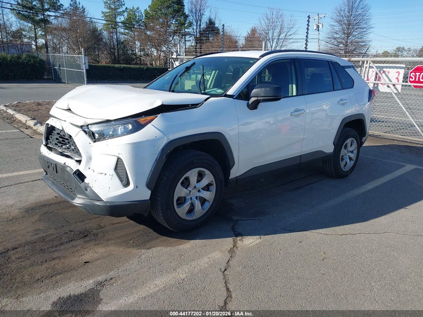 2020 Toyota Rav4 Le