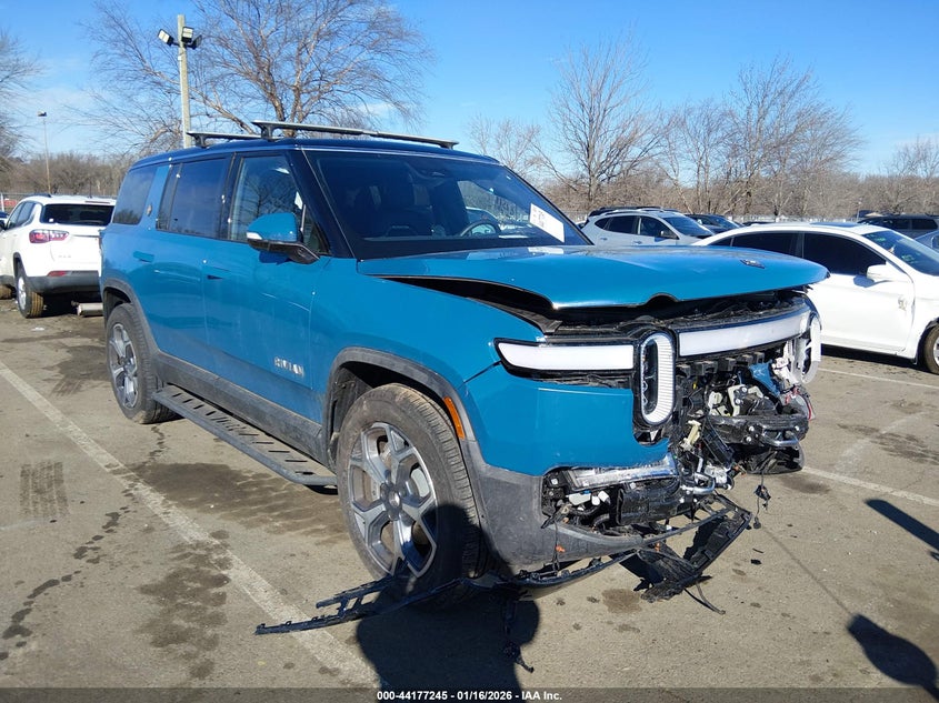 RIVIAN R1S ADVENTURE DUAL MOTOR LARGE PACK/ADVENTURE DUAL MOTOR PERF LARGE PACK