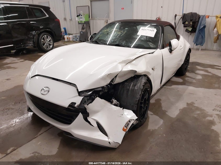 Vin: jm1ndad7xj0202997, lot: 44673340, mazda mx-5 miata grand touring 20182