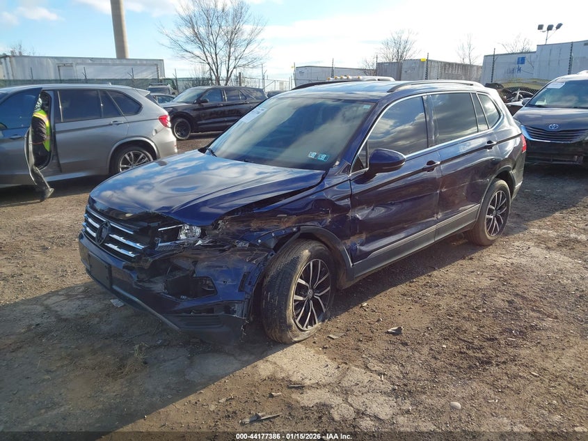 2021 Volkswagen Tiguan 2.0T Se/2.0T Se R-Line Black/2.0T Sel