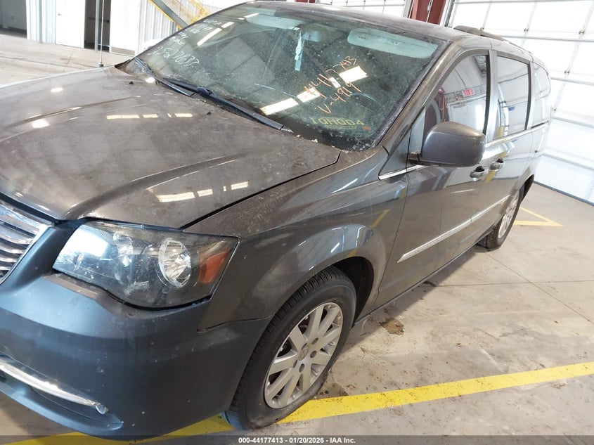 2015 Chrysler Town & Country Touring