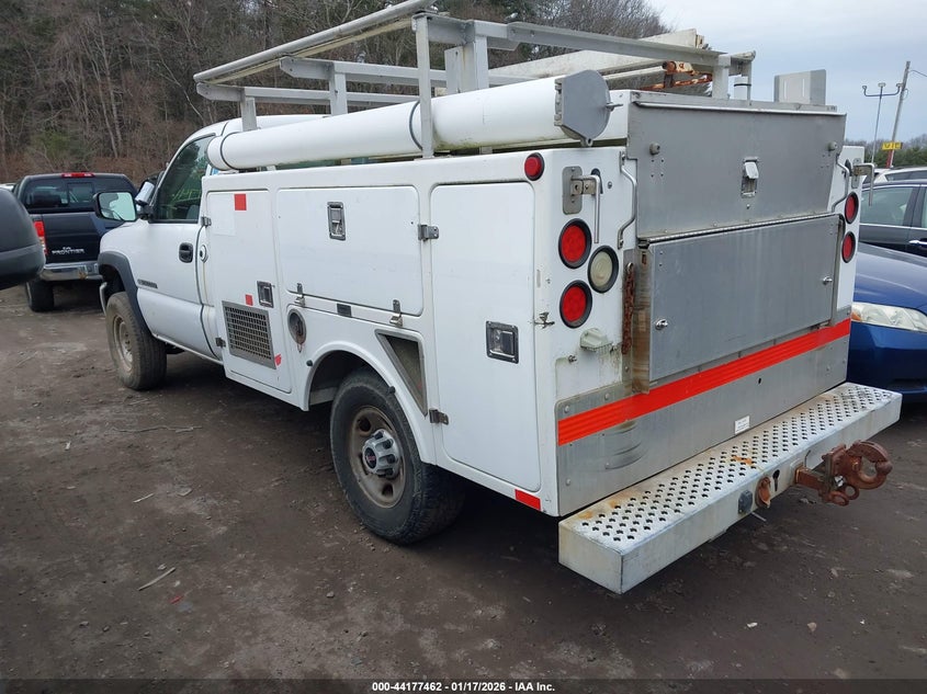 2005 GMC Sierra 2500Hd Work Truck