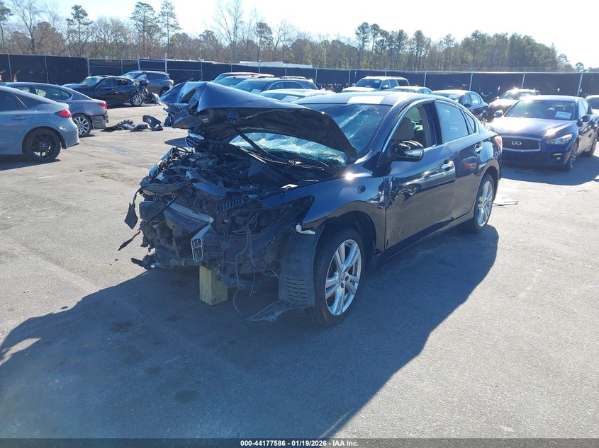 2013 Nissan Altima 3.5 Sv