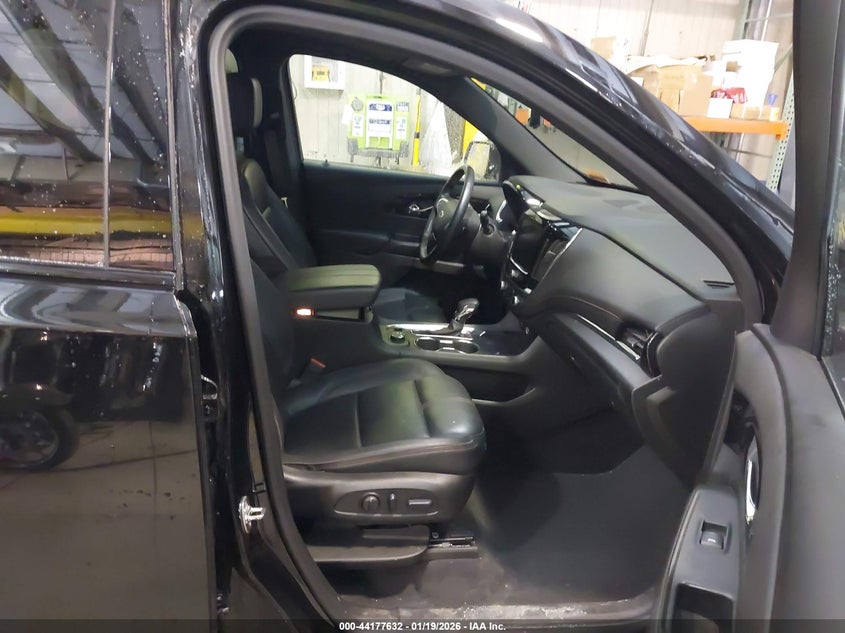 2023 Chevrolet Traverse Awd Rs