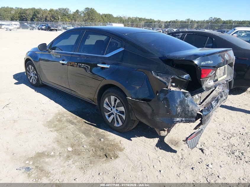 2022 Nissan Altima S Fwd