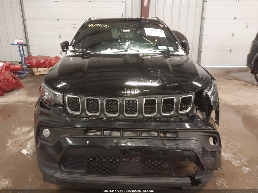 2023 Jeep Compass - widok 13