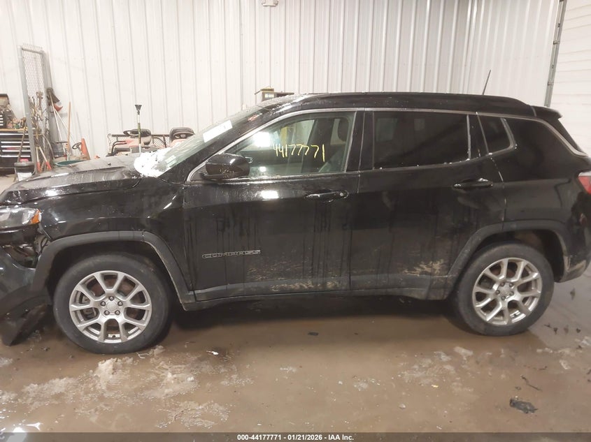 2023 Jeep Compass - widok 15