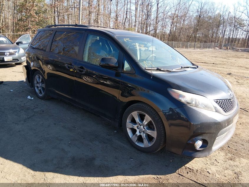 2012 Toyota Sienna Sport
