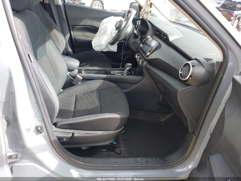 2023 Nissan Kicks Sv Xtronic Cvt