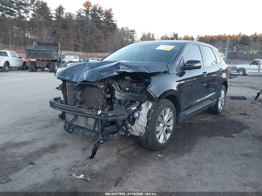 2019 Ford Edge Titanium