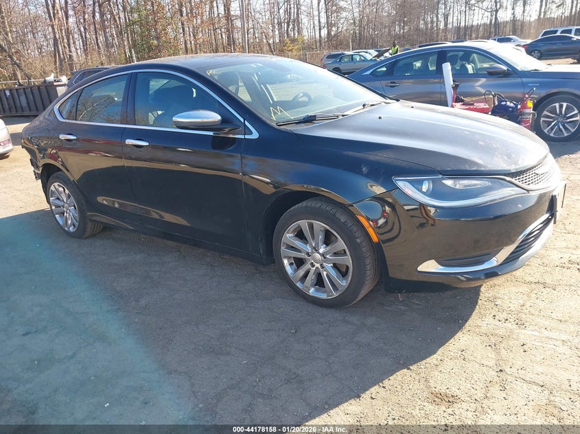 2016 Chrysler 200 Limited