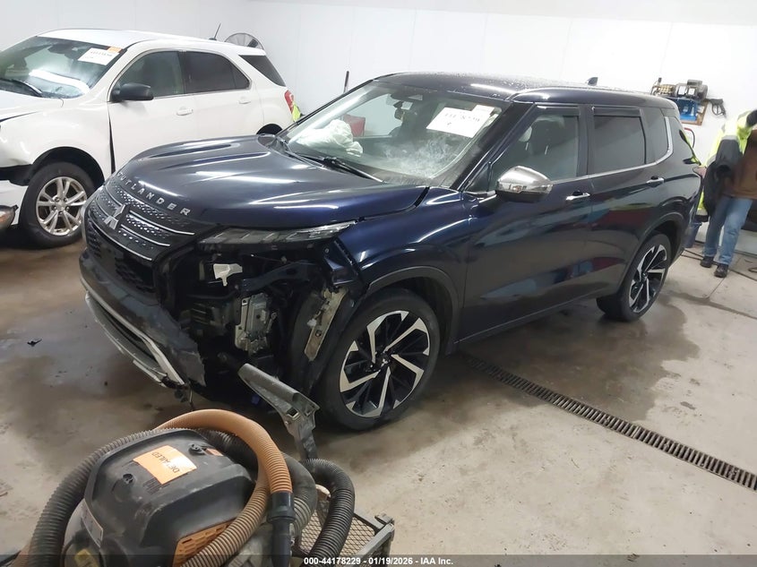 2022 Mitsubishi Outlander Black Edition S-Awc/Se 2.5 S-Awc/Se Launch Edition S-Awc