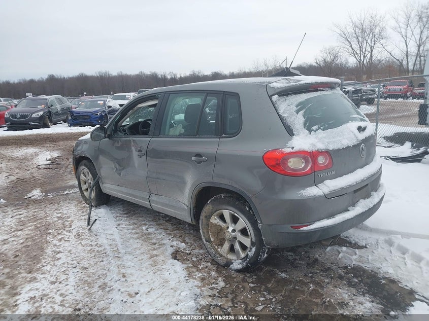 2010 Volkswagen Tiguan S