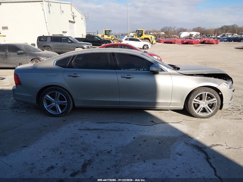 2018 Volvo S90 T5 Momentum VIN: LVY982AK9JP015402 Lot: 44178268