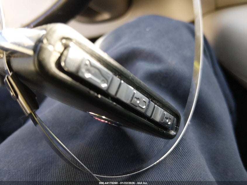 2018 Volvo S90 T5 Momentum VIN: LVY982AK9JP015402 Lot: 44178268