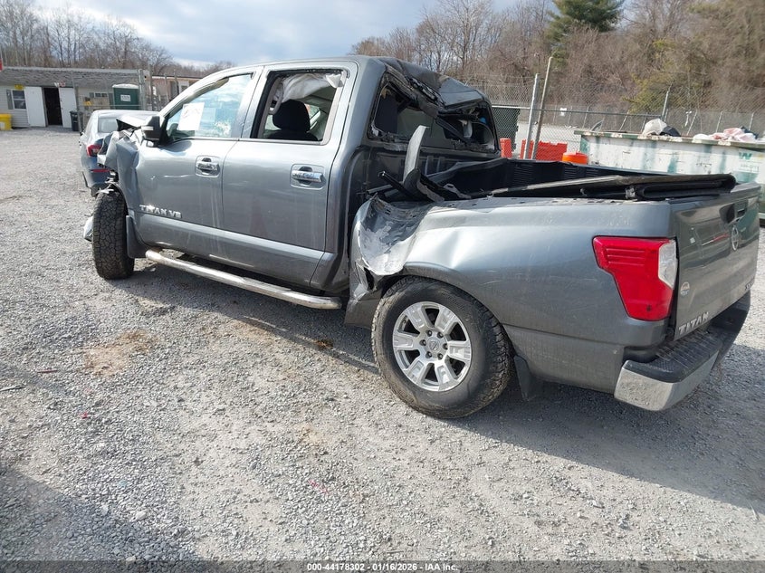 2018 Nissan Titan Sv