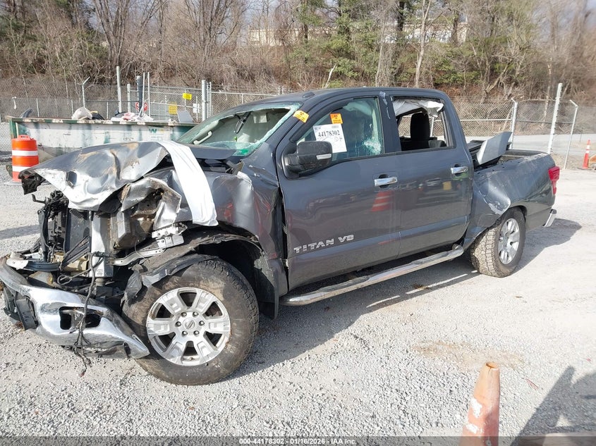 2018 Nissan Titan Sv