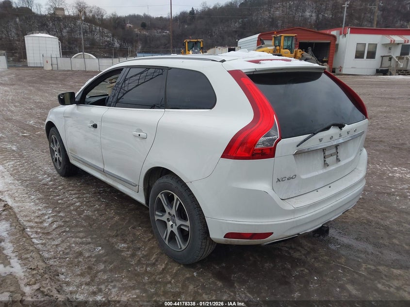 2014 Volvo Xc60 T6 R-Design Platinum