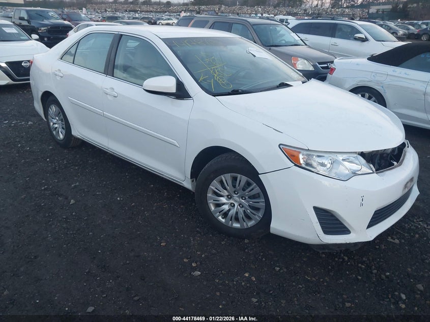 2014 Toyota Camry Le