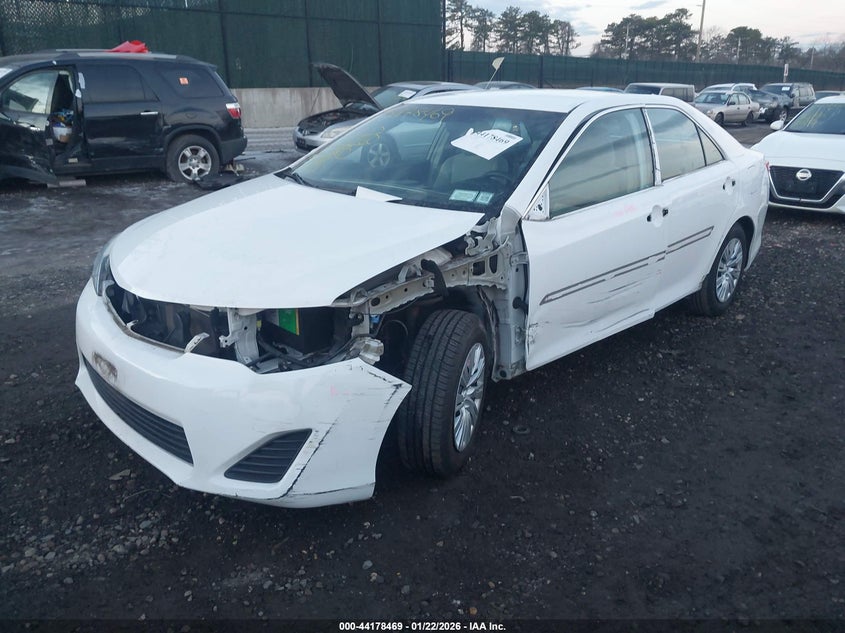 2014 Toyota Camry Le