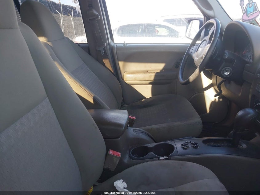 2005 Jeep Liberty Sport