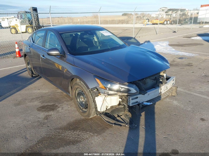 2023 Nissan Altima S Fwd