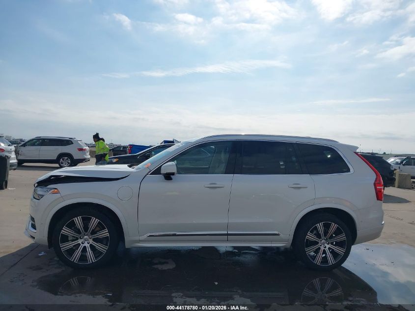 2024 Volvo Xc90 Recharge Plug-In Hybrid T8 Plus 6-Seater VIN: YV4H60LE8R1212139 Lot: 44178780