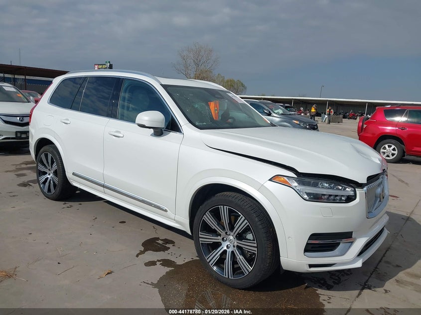 2024 Volvo Xc90 Recharge Plug-In Hybrid T8 Plus 6-Seater