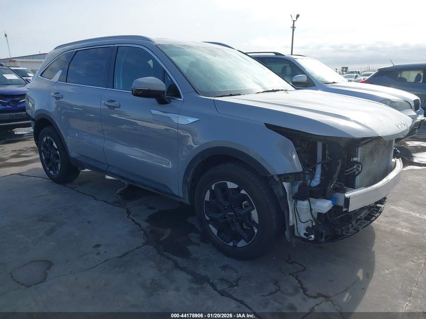 2025 Kia Sorento S