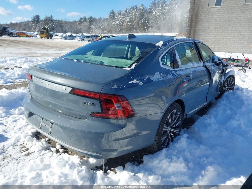 2022 Volvo S90 B6 Inscription