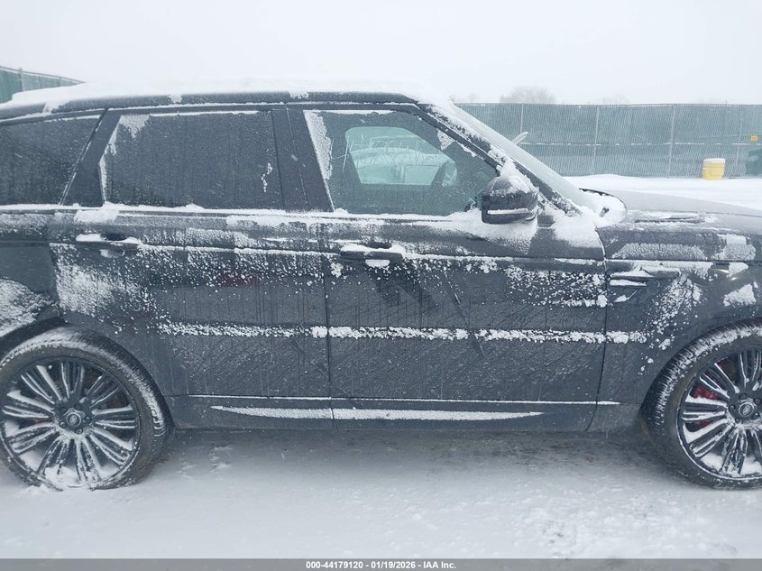 VIN SALWR2SE8NA212269 2022 LAND ROVER RANGE ROVER SPORT HSE DYNAMIC