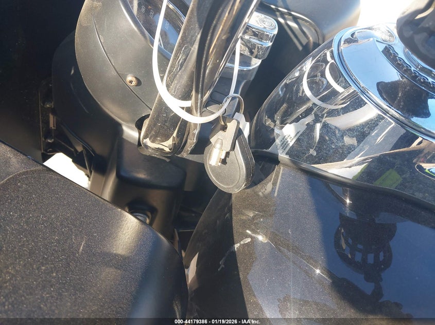 2018 Harley-Davidson Fltru VIN: 1HD1KGD18JB610890 Lot: 44179386