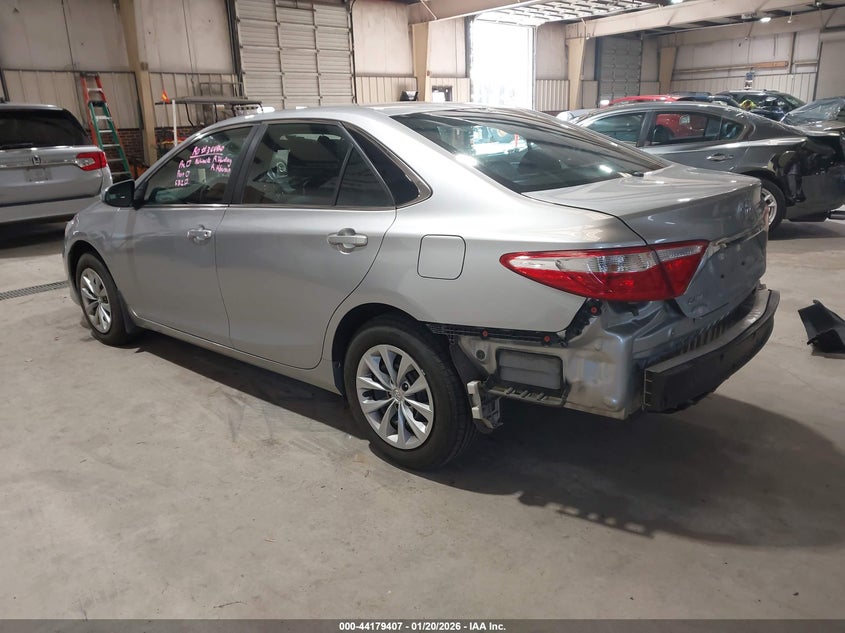2015 Toyota Camry Le