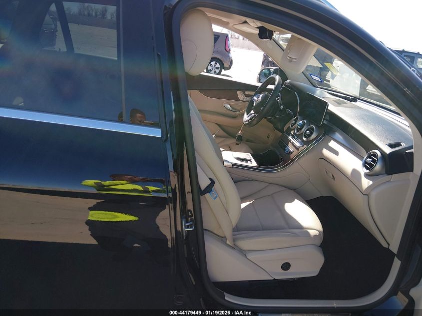 2021 Mercedes-Benz Glc 300 Suv