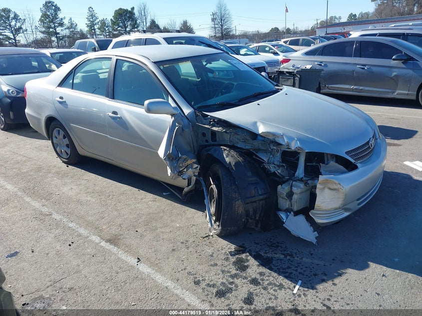 2004 Toyota Camry Le