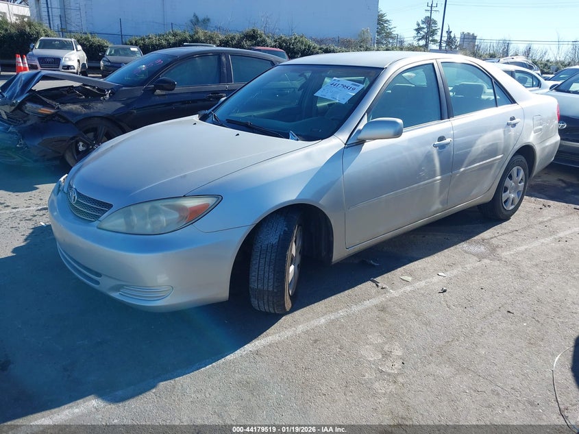 2004 Toyota Camry Le
