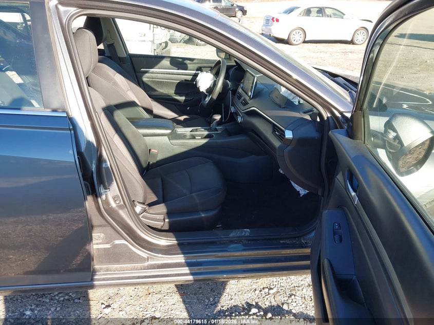 2022 Nissan Altima Sv Fwd