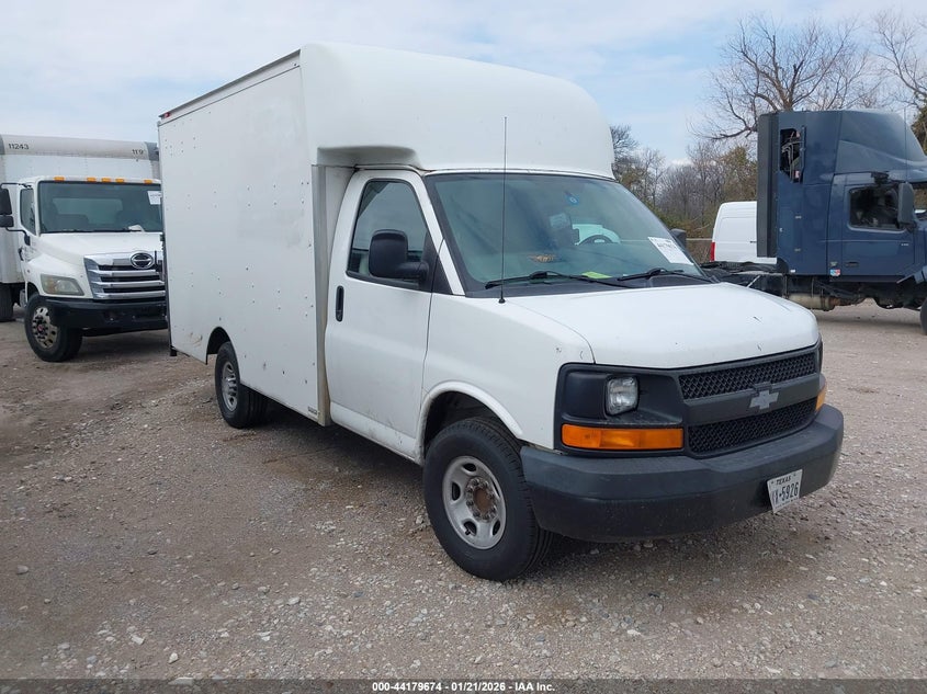 2014 Chevrolet Express Cutaway 3500
